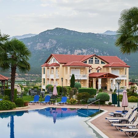 Famissi Suites 1 Kalambaka Esterno foto