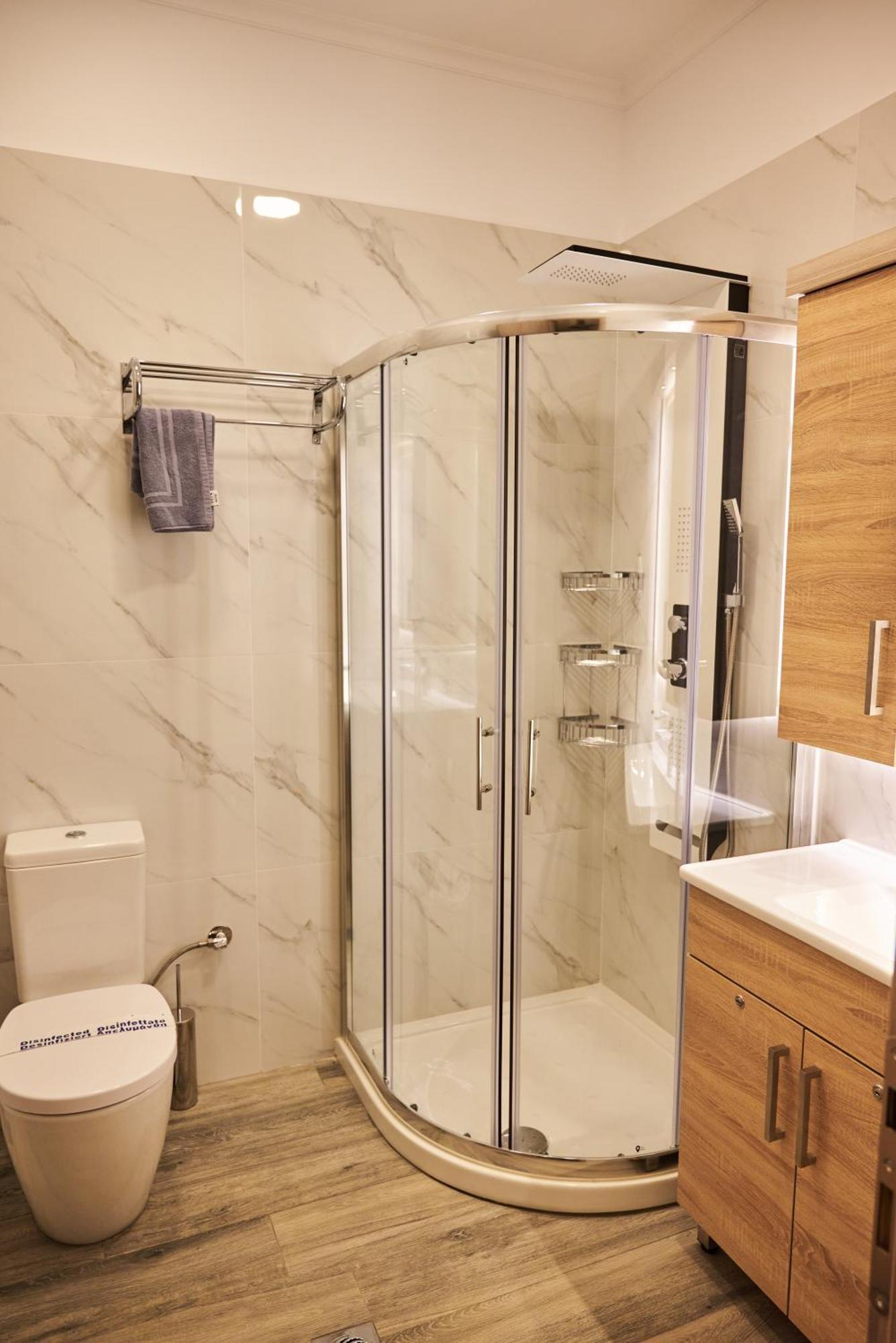Famissi Suites 1 Kalambaka Esterno foto